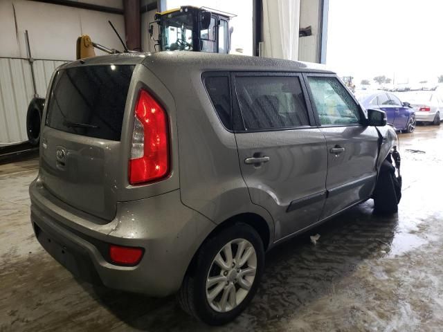 2013 KIA Soul +