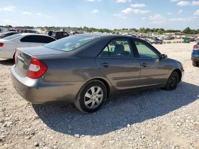 2004 Toyota Camry LE