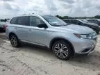 2017 Mitsubishi Outlander ES