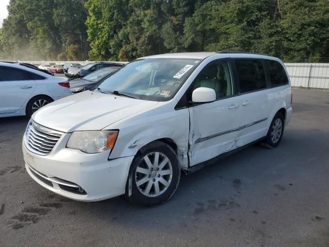 2013 Chrysler Town & Country Touring