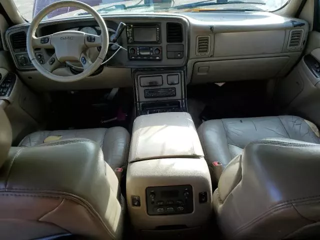 2004 GMC Yukon XL Denali