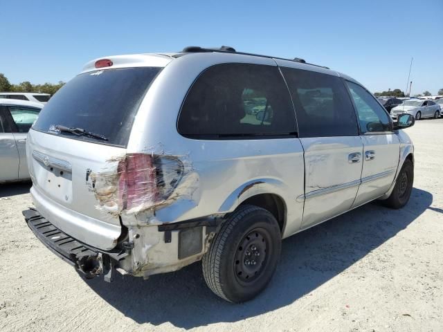 2001 Chrysler Town & Country LX