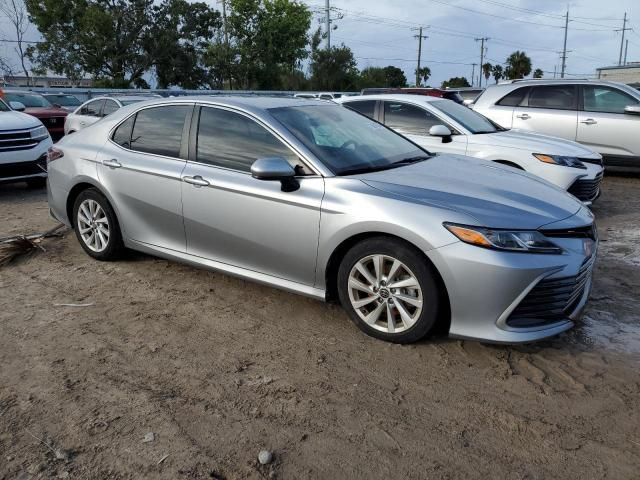 2022 Toyota Camry LE