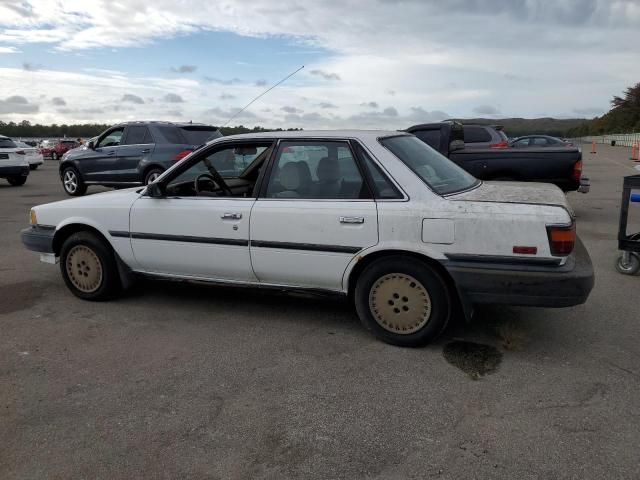 1990 Toyota Camry DLX