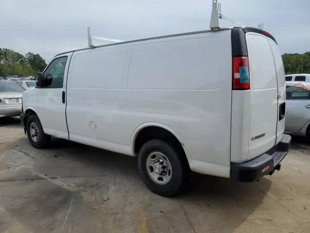 2017 Chevrolet Express G2500