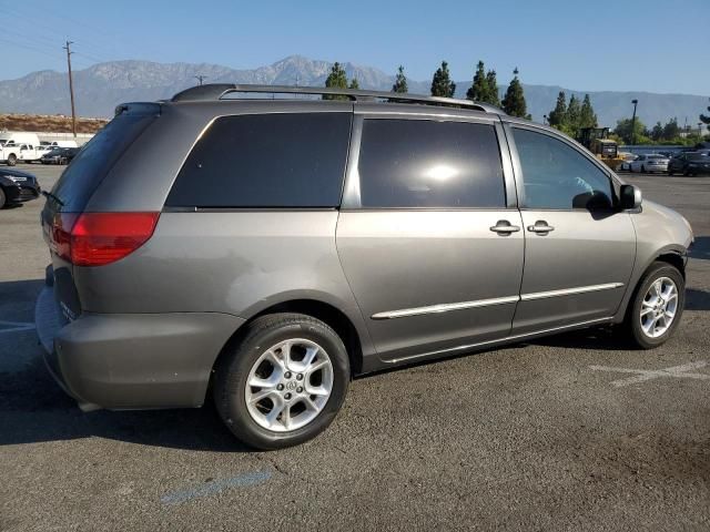 2005 Toyota Sienna XLE