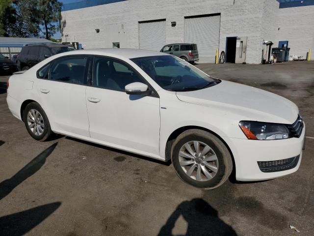 2014 Volkswagen Passat S