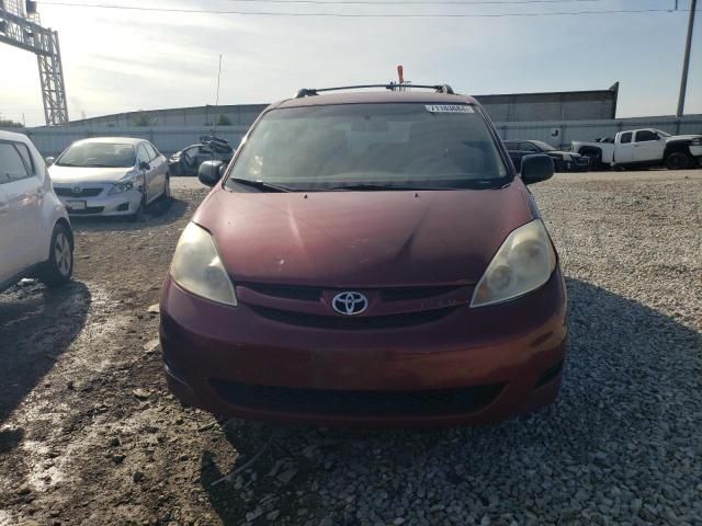 2010 Toyota Sienna CE