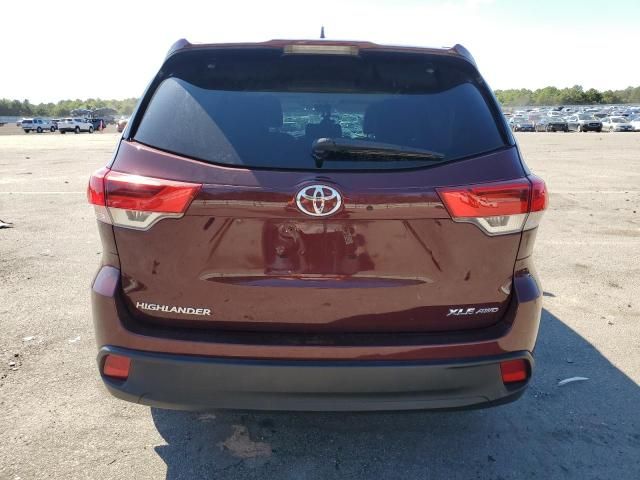 2019 Toyota Highlander SE