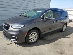 Chrysler 2021 Chrysler Pacifica to salvage cars for sale: 2015 Chrysler 2021 Chrysler Pacifica Touring L