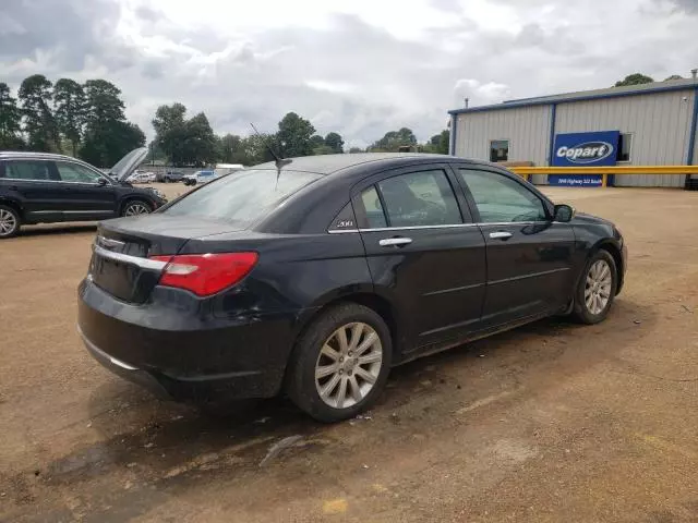 2013 Chrysler 200 Limited