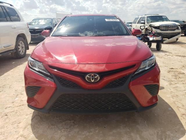 2020 Toyota Camry SE