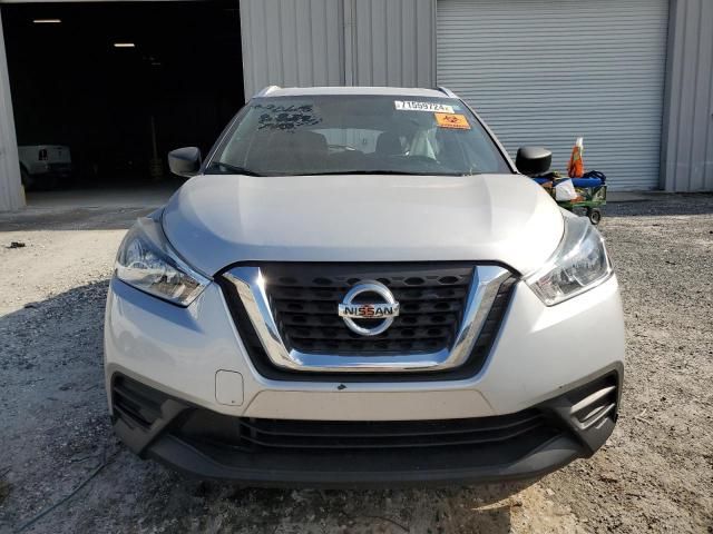 2019 Nissan Kicks S