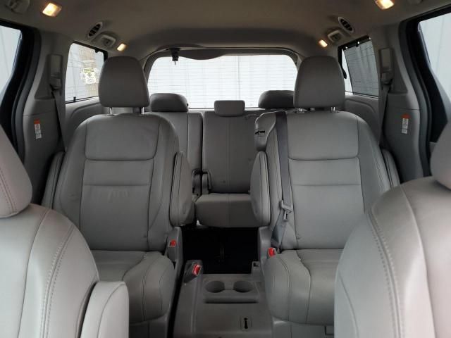 2019 Toyota Sienna XLE