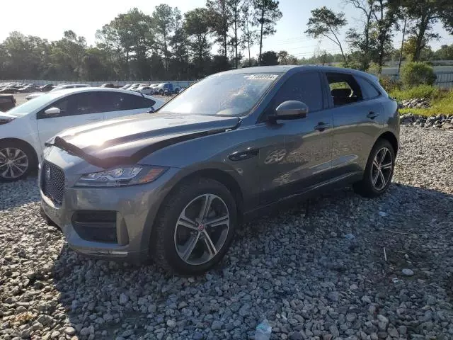 2017 Jaguar F-PACE R-Sport