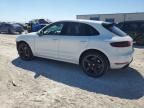 2016 Porsche Macan Turbo