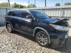 2017 Toyota Highlander SE