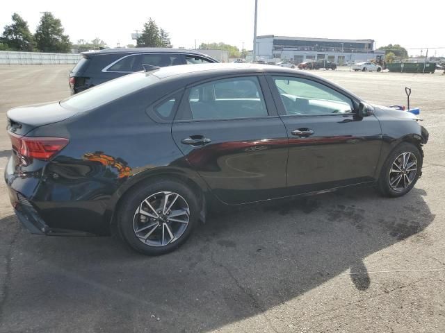 2022 KIA Forte FE