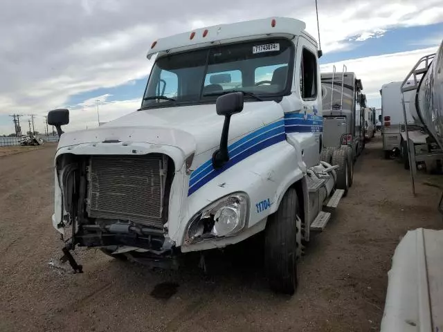 2017 Freightliner Cascadia 125