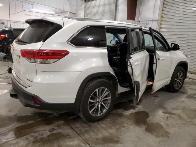 2018 Toyota Highlander SE