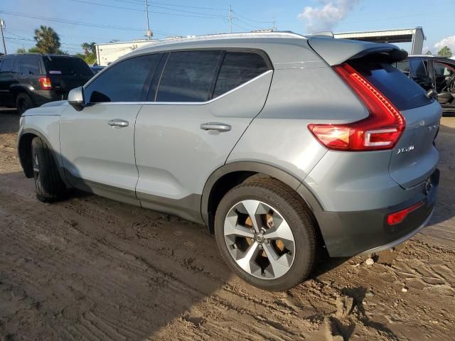 2023 Volvo XC40 Plus