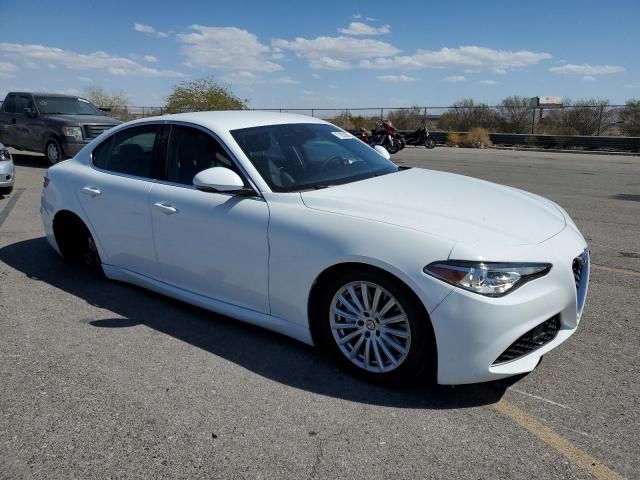 2021 Alfa Romeo Giulia Sport