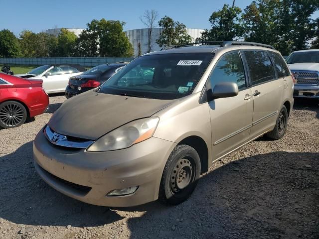 2007 Toyota Sienna XLE