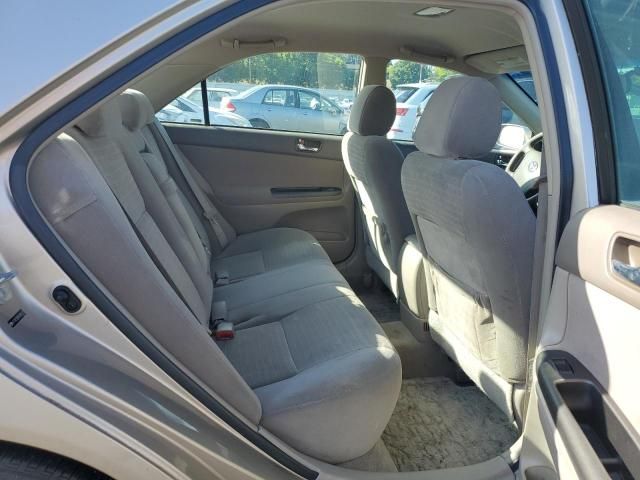 2005 Toyota Camry LE