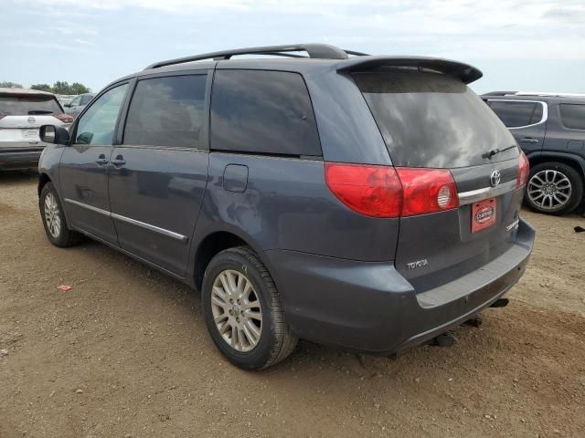 2008 Toyota Sienna XLE