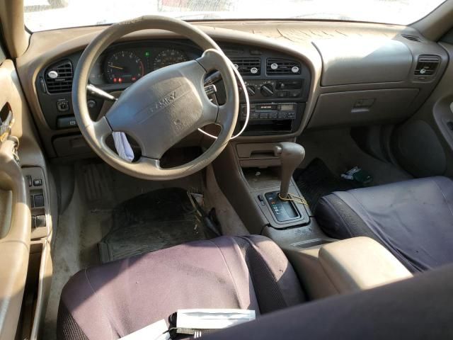 1994 Toyota Camry LE