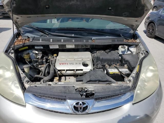 2006 Toyota Sienna XLE