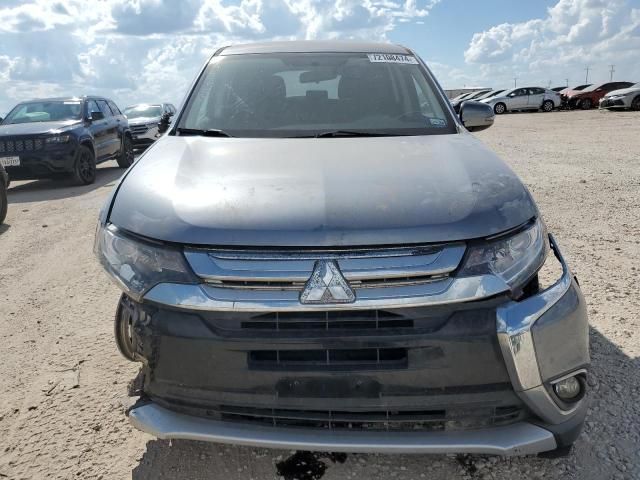 2016 Mitsubishi Outlander SE