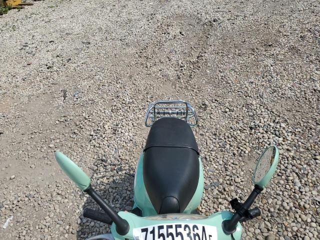 2004 Vespa C161C