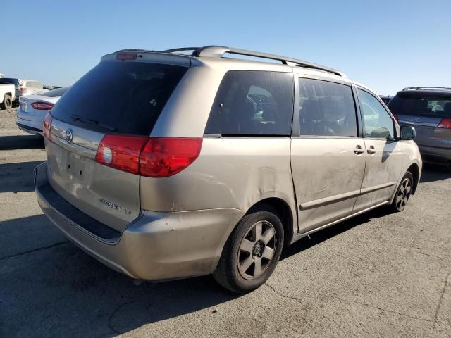 2006 Toyota Sienna CE