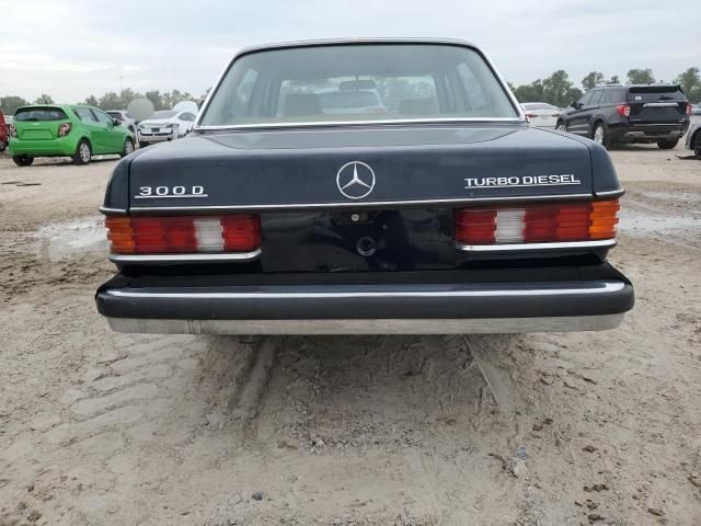 1984 Mercedes-Benz 300 DT