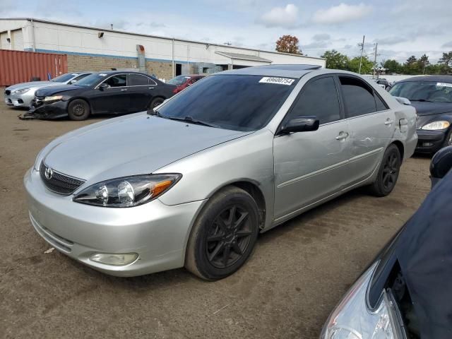 2004 Toyota Camry SE