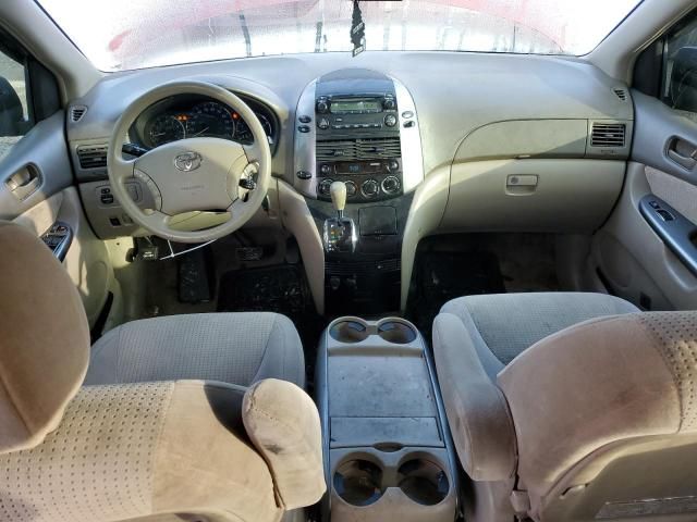 2007 Toyota Sienna CE