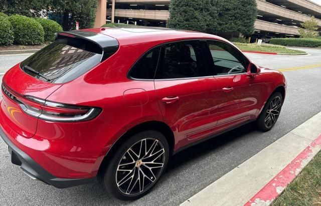 2023 Porsche Macan Base