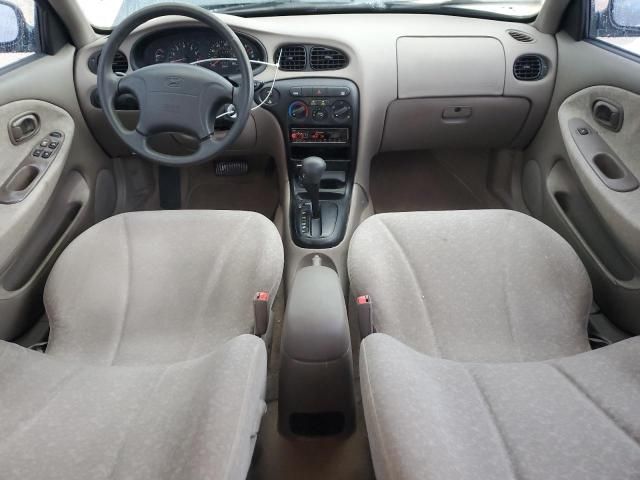 2000 Hyundai Elantra GLS