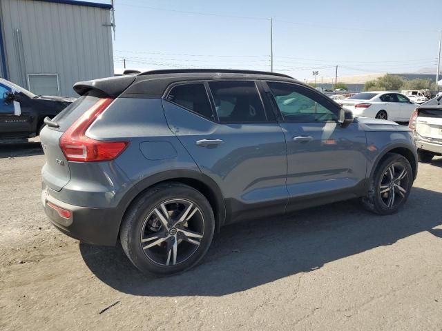 2021 Volvo XC40 T5 R-Design