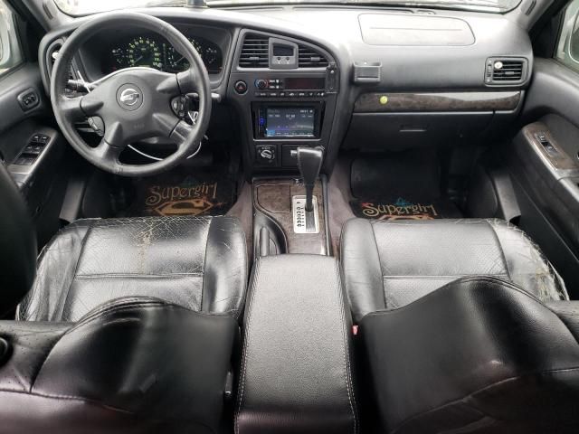 2004 Nissan Pathfinder LE