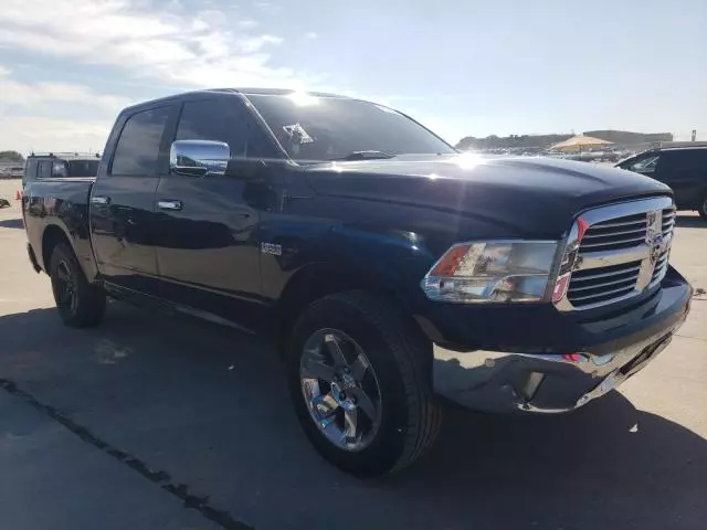 2015 Dodge RAM 1500 SLT