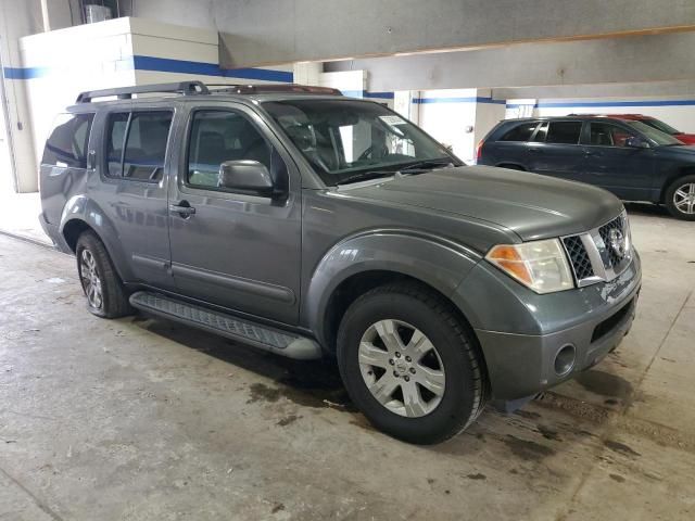 2007 Nissan Pathfinder LE