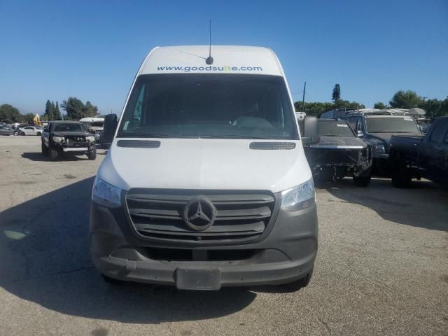 2021 Mercedes-Benz Sprinter 2500