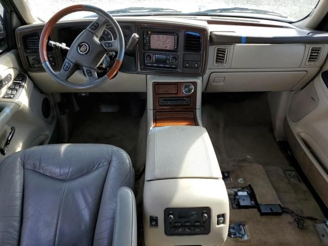 2004 Cadillac Escalade Luxury