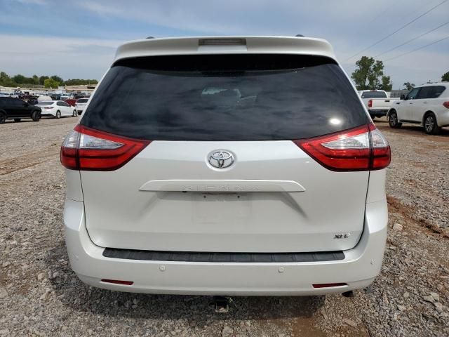 2015 Toyota Sienna XLE