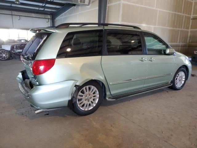 2008 Toyota Sienna XLE