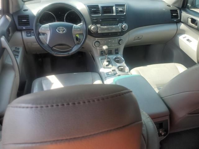 2010 Toyota Highlander SE