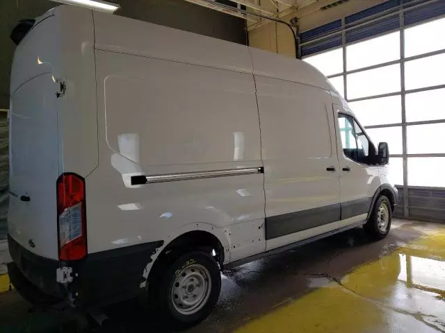 2023 Ford Transit T-250