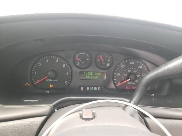 2005 Ford Taurus SE